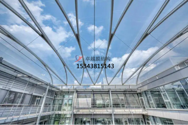 ETFE<font color='red'>膜結(jié)構(gòu)設(shè)計(jì)</font>施工難點(diǎn)怎么解決